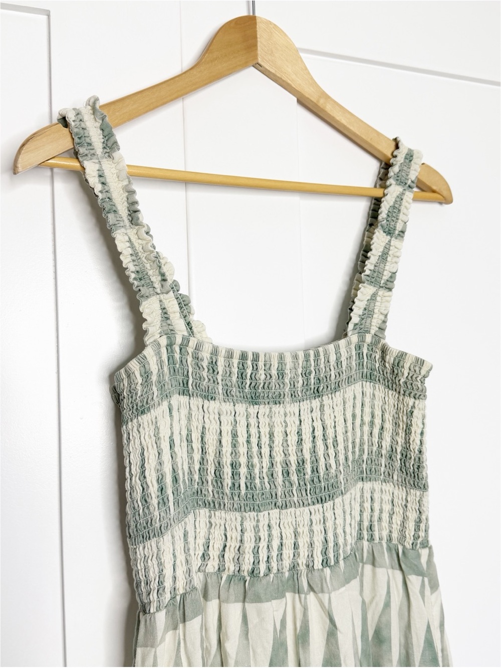MARINE LAYER Selene Smocked Maxi Dress medium green pockets linen vacation trip - Picture 4 of 11